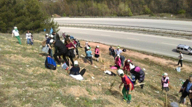 Bilim ve Sanat Merkezi Öğrencilerinden Hatıra Ormanı